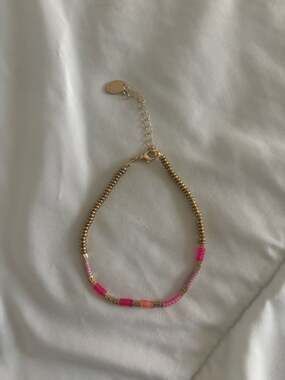 Time and Tru Gold-Tone Beaded anklet with Pink and Peach Accents